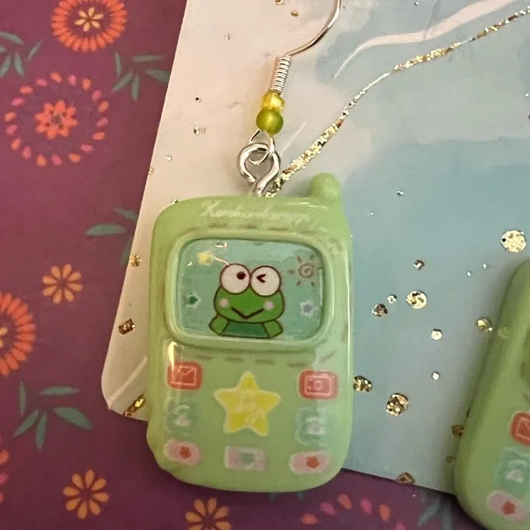 Keroppi Cellphone earrings - Picture 2 of 4